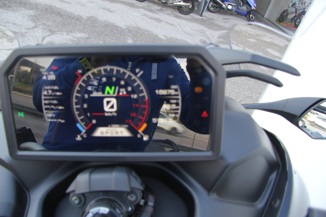Yamaha Niken GT
