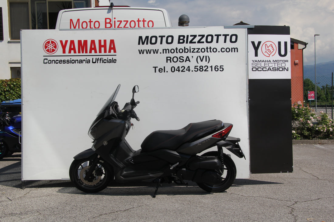 Yamaha X-Max 250