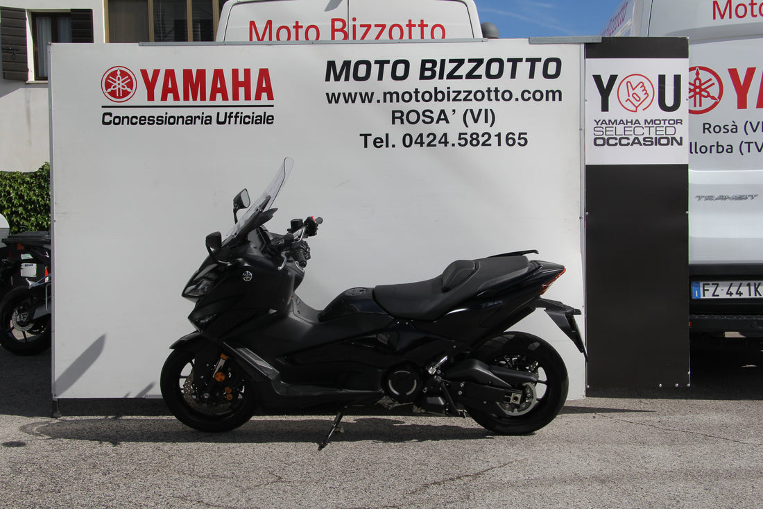 Yamaha T Max 560