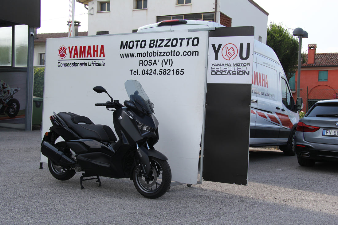 Yamaha X-Max 300 Tech Max