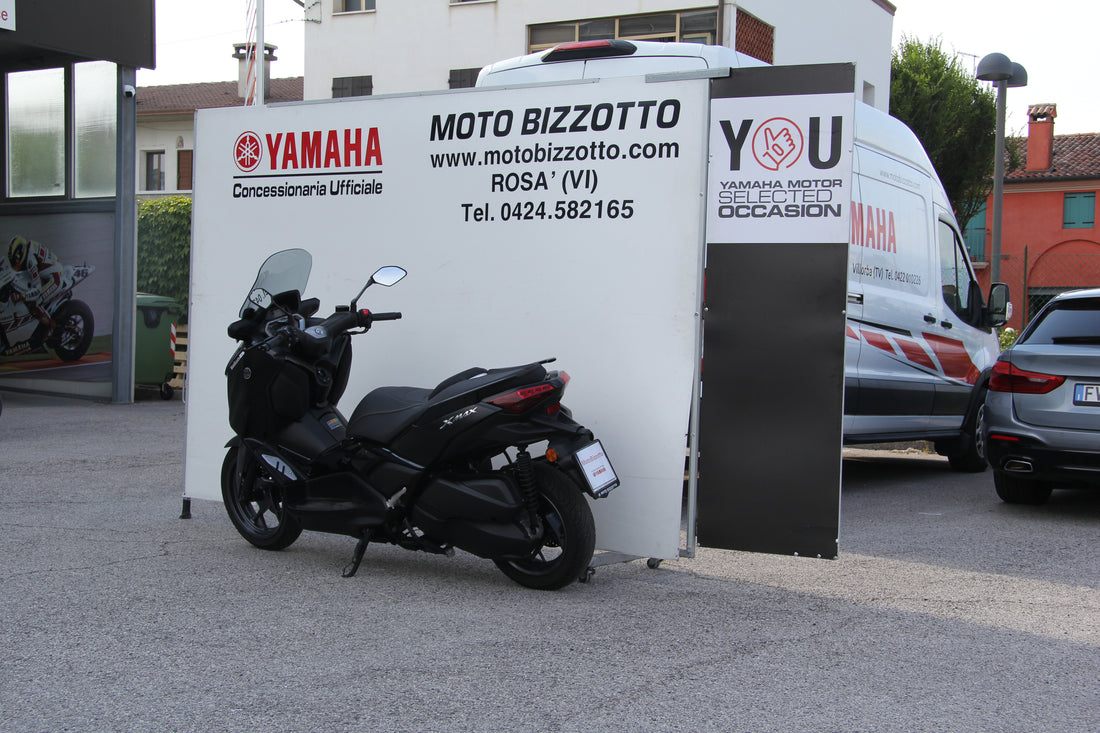 Yamaha X-Max 300 Tech Max