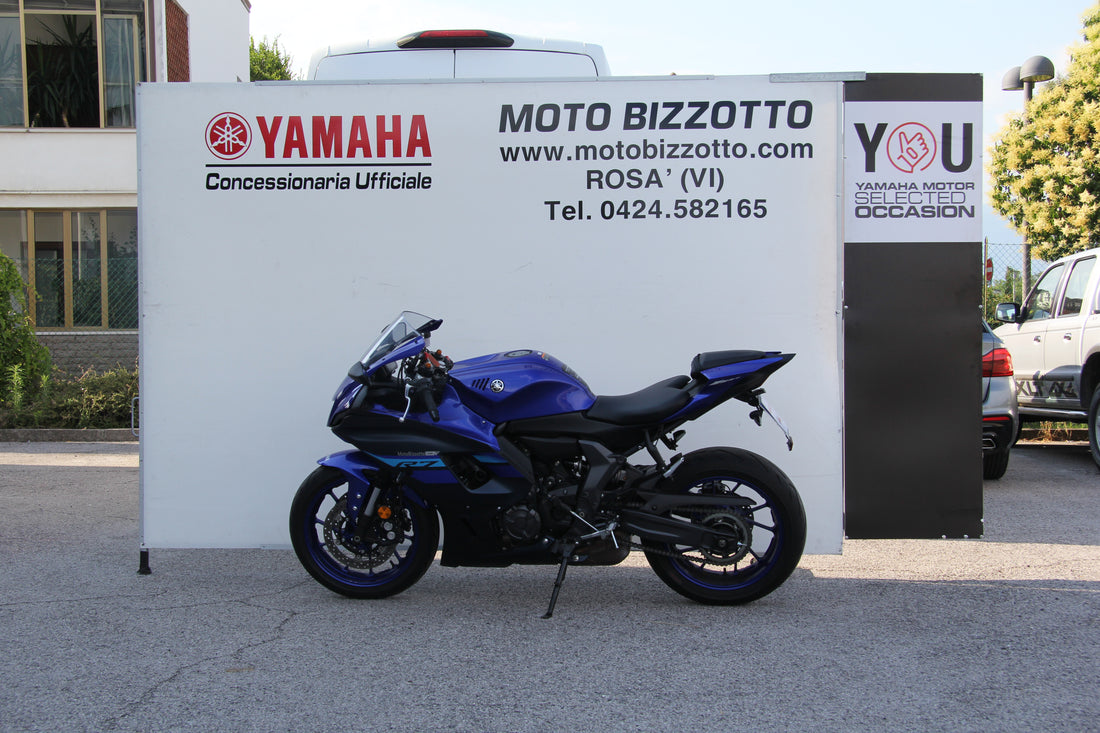 Yamaha YZF R7