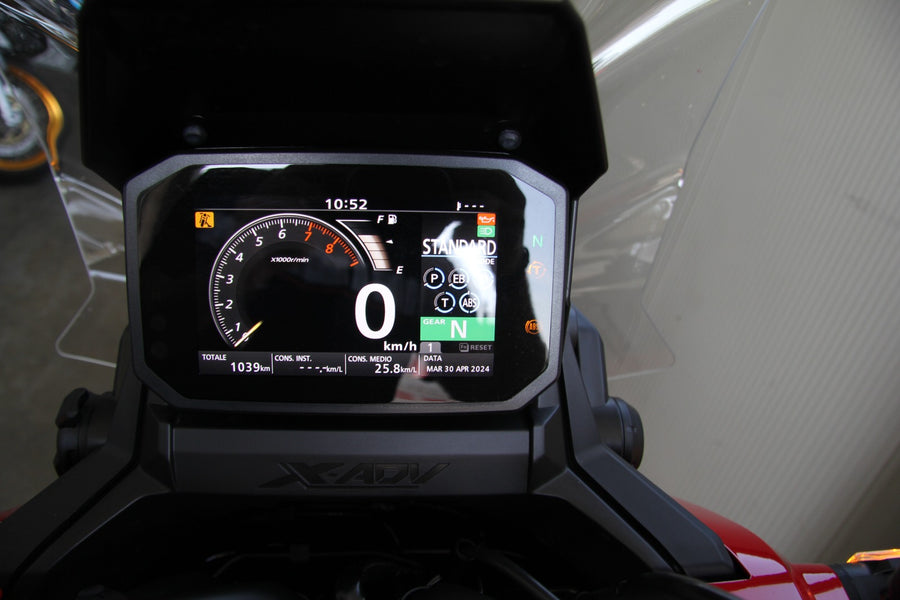 Honda X-adv 750 dct