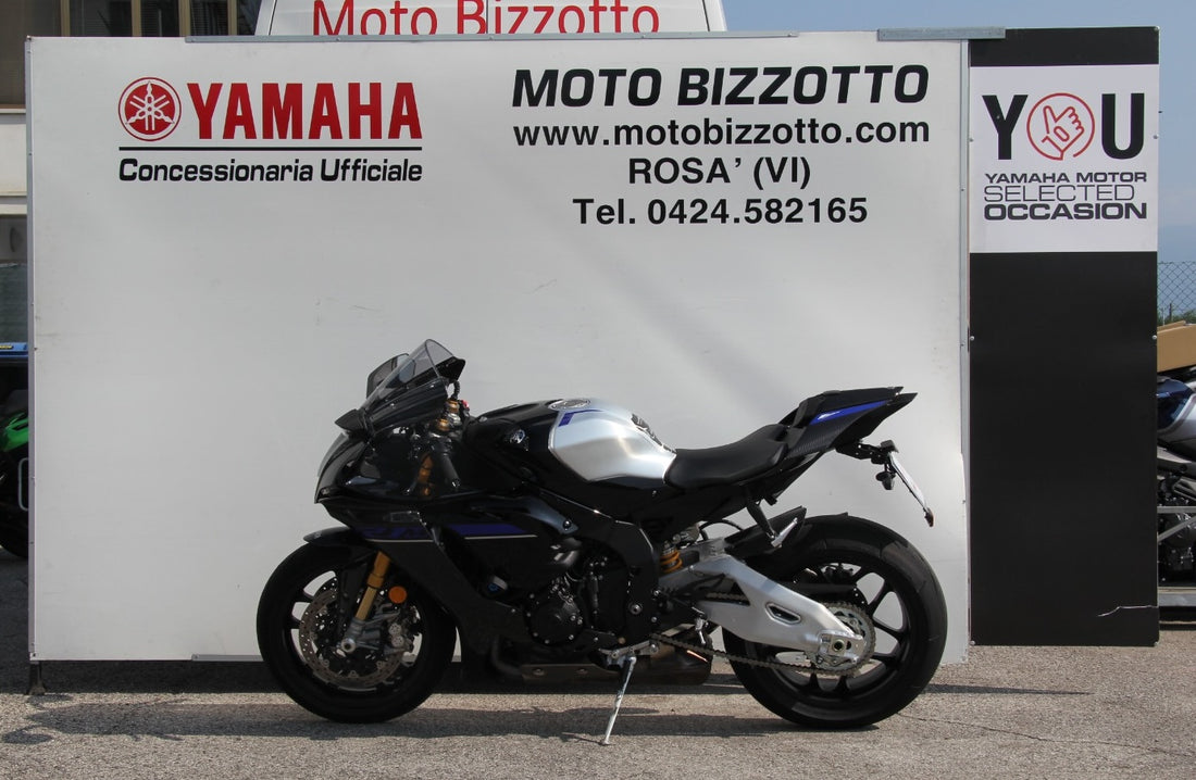 Yamaha R1 M