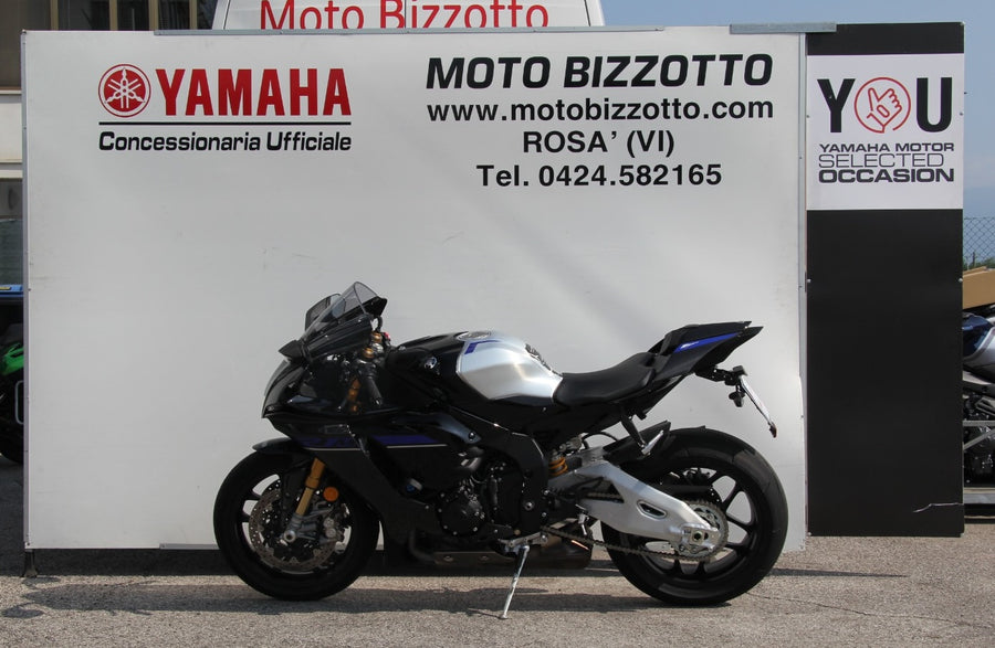 Yamaha R1 M