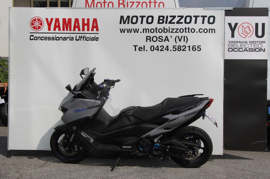 Yamaha TMax 560