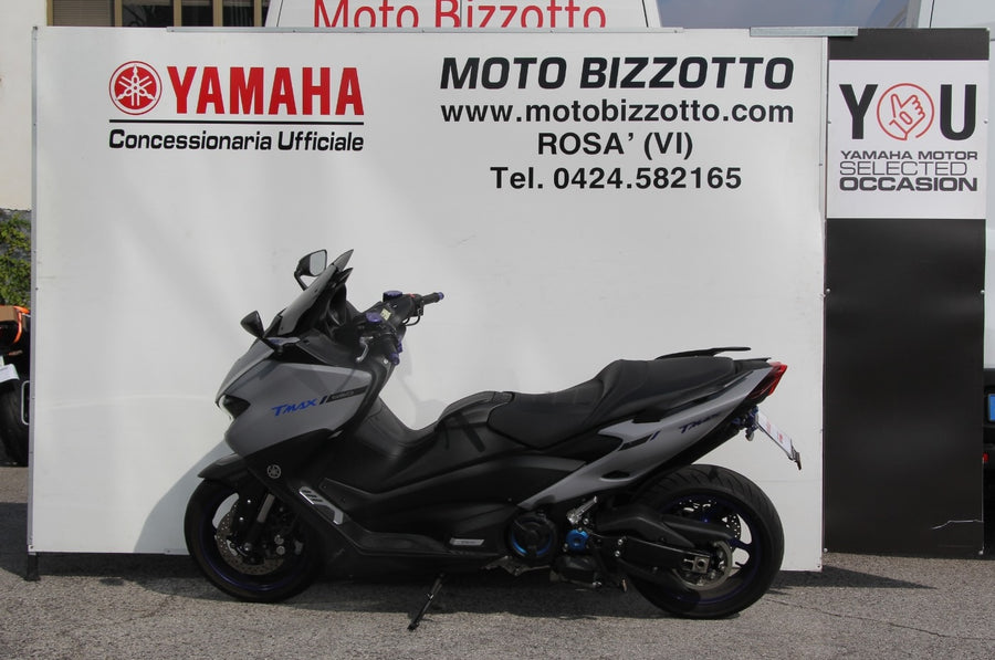 Yamaha TMax 560