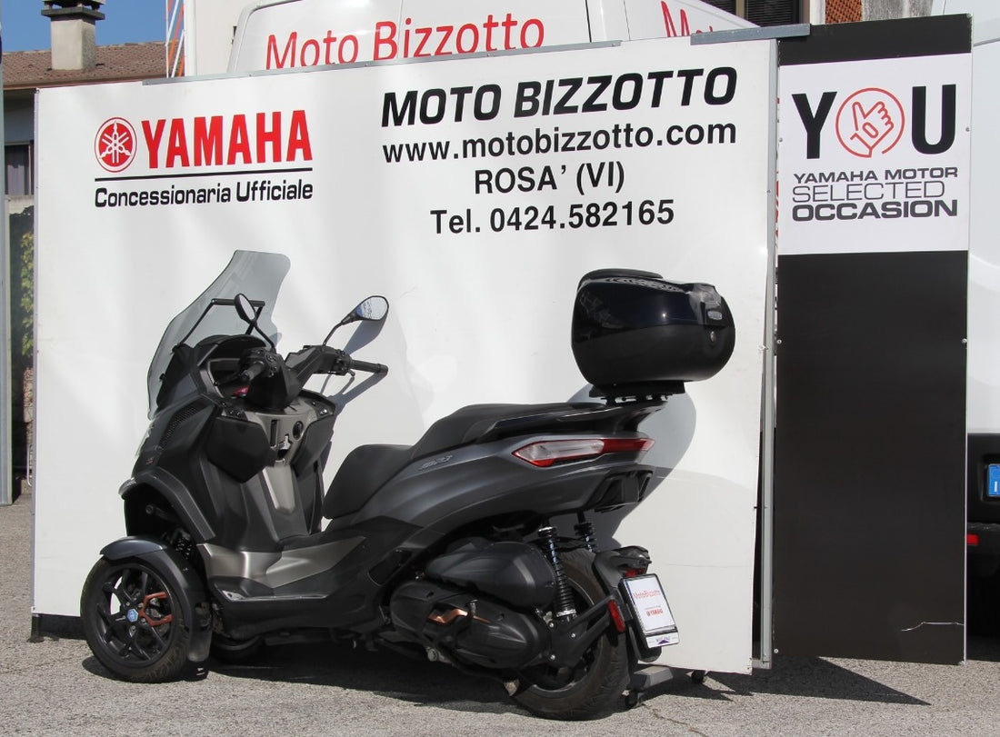 Piaggio MP3 530